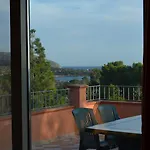 Nyaraló Terrazza Sul Golfo Degli Angeli