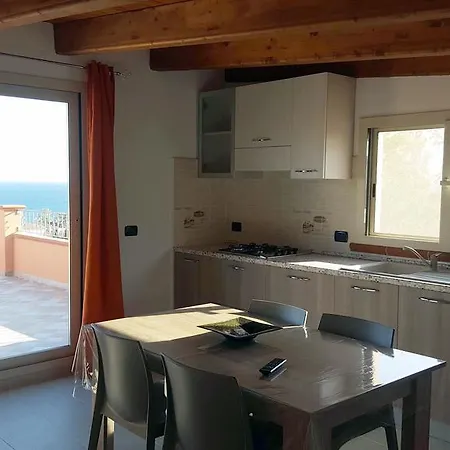Terrazza Sul Golfo Degli Angeli * Capitana