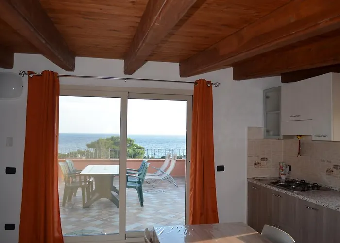 Terrazza Sul Golfo Degli Angeli Tatil Evi