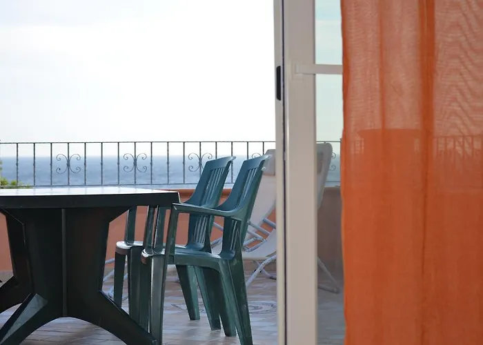 Terrazza Sul Golfo Degli Angeli Tatil Evi Capitana